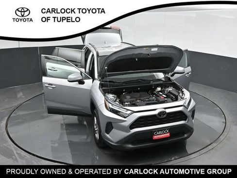 Used 2022 Toyota RAV4 XLE AWD/4WD image 38