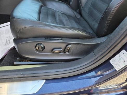 Used 2014 Volkswagen Passat 1.8T SEL Premium image 15