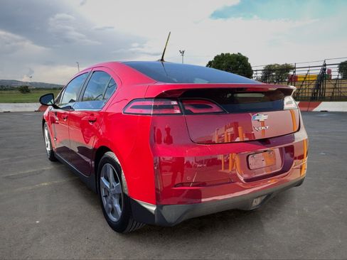 Used 2013 Chevrolet Volt w/ Enhanced Safety Package 1 FWD image 4