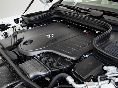 New 2026 Mercedes-Benz GLS 450 4MATIC image 50