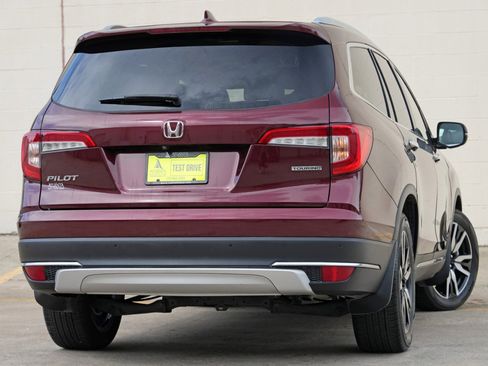 Used 2021 Honda Pilot Touring image 4