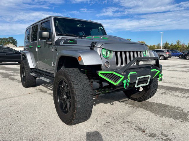 Used 2017 Jeep Wrangler Unlimited Sahara AWD/4WD image 2