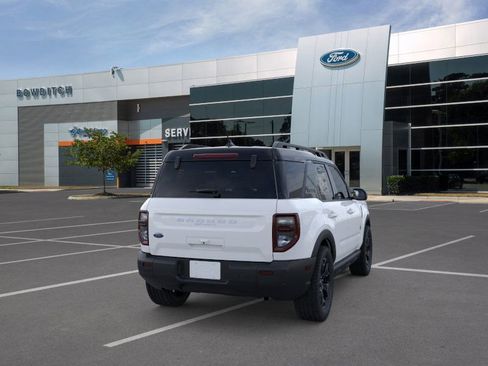 New 2025 Ford Bronco Sport Outer Banks image 8