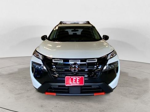 New 2026 Nissan Rogue Rock Creek image 9