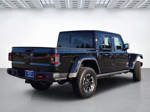 New 2025 Jeep Gladiator Rubicon image 6