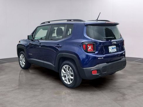 Used 2016 Jeep Renegade Latitude w/ Cold Weather Group AWD/4WD image 6