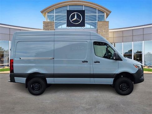 New 2025 Mercedes-Benz Sprinter 2500 image 5