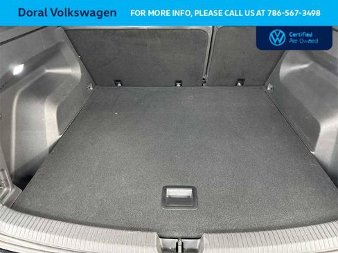 Certified 2024 Volkswagen Atlas Cross Sport SE w/ Panoramic Sunroof Package image 25