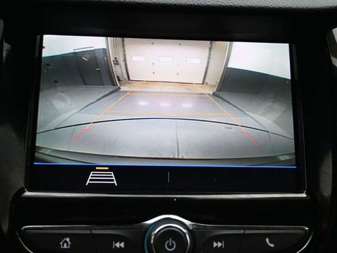 Used 2022 Chevrolet Trax LT w/ LT Convenience Package image 43