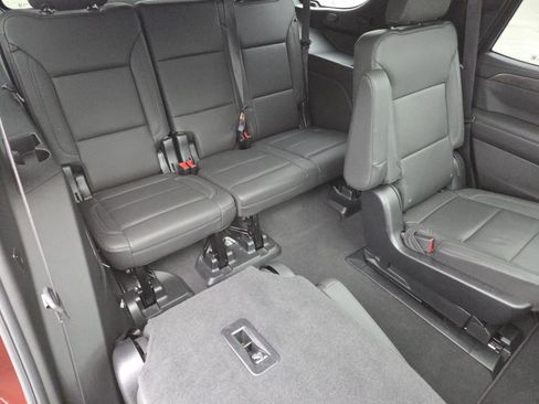 Used 2023 Chevrolet Tahoe Z71 w/ Luxury Package image 27