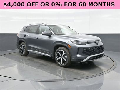 New 2025 Volkswagen Tiguan SE