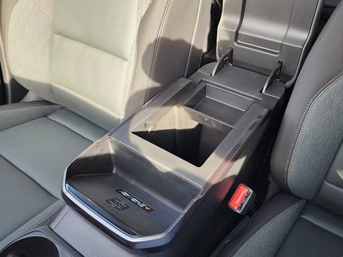 New 2026 GMC Terrain AT4 w/ Convenience Package III image 32