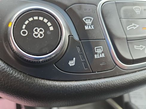 Used 2018 Chevrolet Malibu LT w/ Leather Package image 26