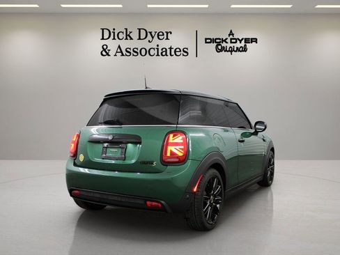 Used 2022 MINI Cooper SE image 2