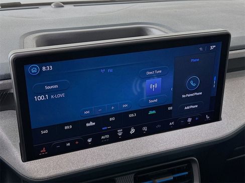 New 2025 Ford Maverick XLT w/ XLT Luxury Package image 14