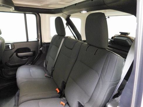 Used 2021 Jeep Wrangler Unlimited Sport image 10