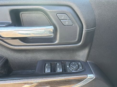 Used 2021 Chevrolet Silverado 1500 RST image 11