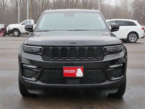 Used 2023 Jeep Grand Cherokee Limited w/ Black Appearance Package image 2