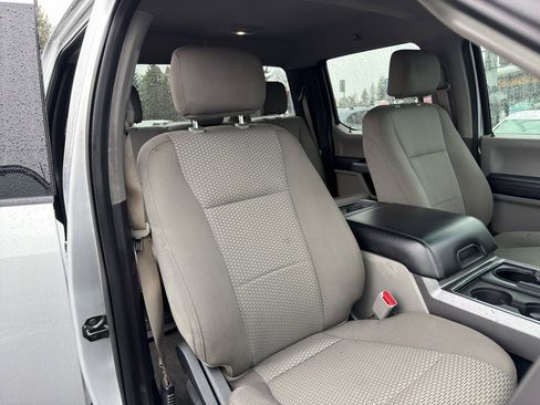 Used 2017 Ford F250 XLT w/ FX4 Off-Road Package image 16