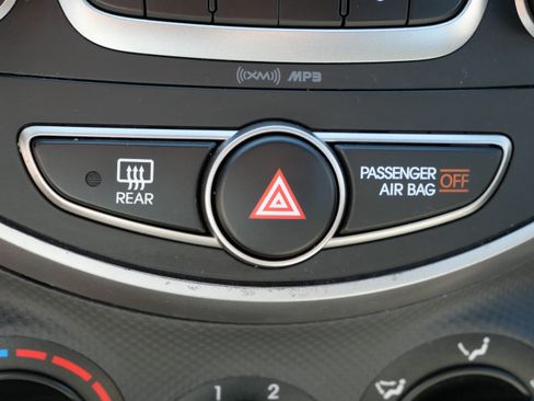 Used 2017 Hyundai Accent SE FWD image 30