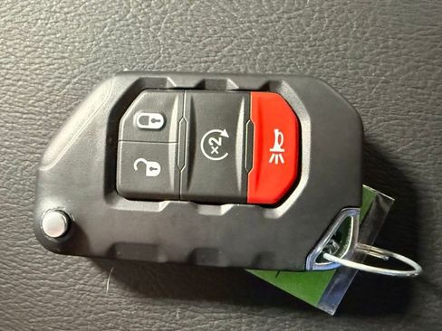 New 2026 Jeep Gladiator Rubicon AWD/4WD image 22