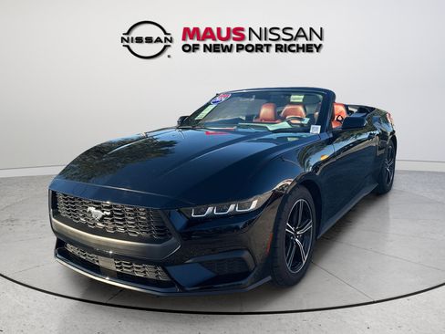 Used 2024 Ford Mustang Premium RWD image 4