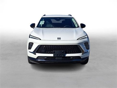 Certified 2025 Buick Envision Sport Touring image 2