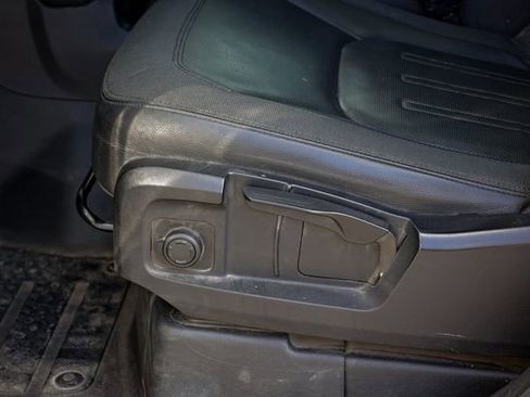 Used 2020 Land Rover Defender 110 S image 20