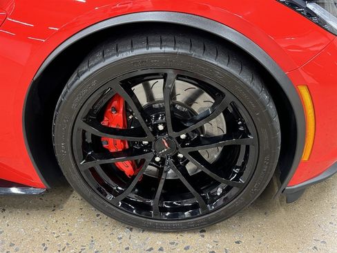 Used 2019 Chevrolet Corvette Grand Sport RWD image 21