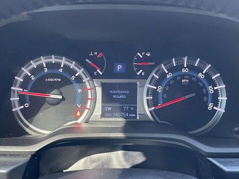 Used 2017 Toyota 4Runner TRD Off-Road AWD/4WD image 20