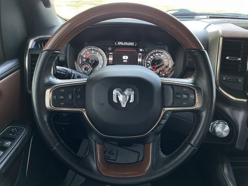 Used 2022 RAM 1500 Limited w/ Body Color Bumper Group image 16