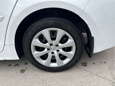 Certified 2024 Toyota Corolla LE FWD image 36