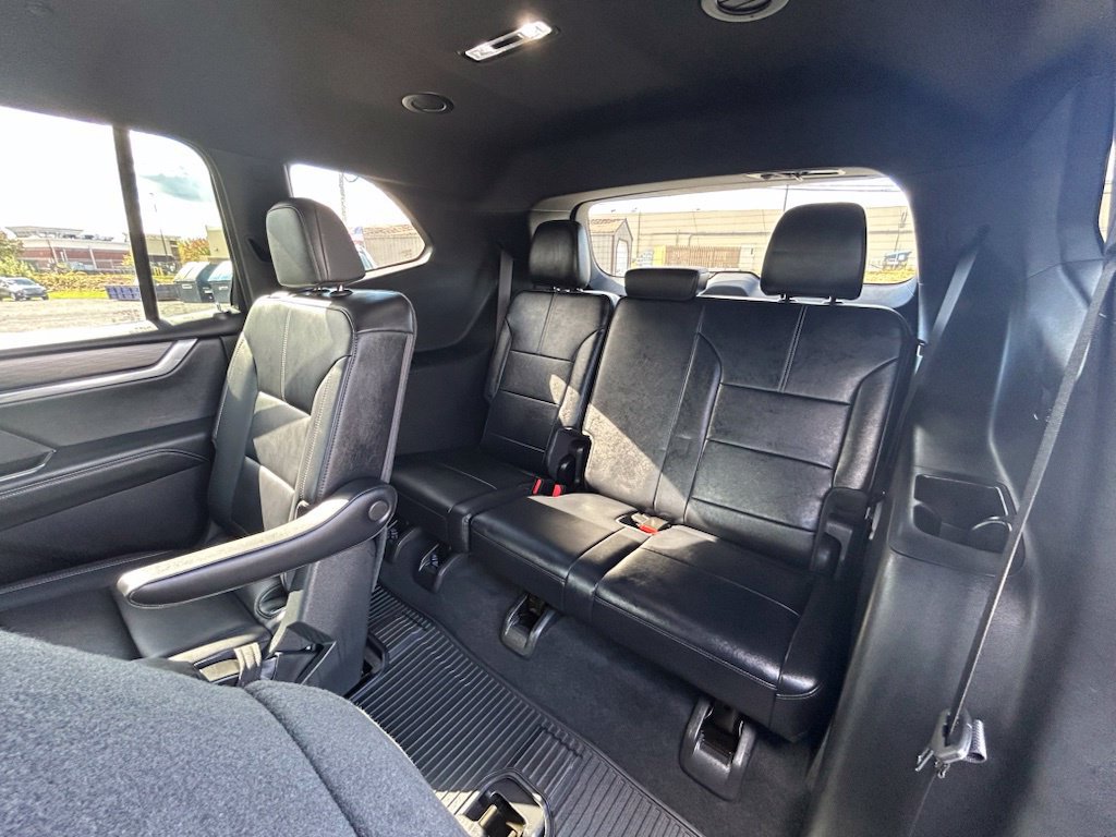 Used 2024 GMC Acadia Elevation w/ Luxury Package AWD/4WD image 19