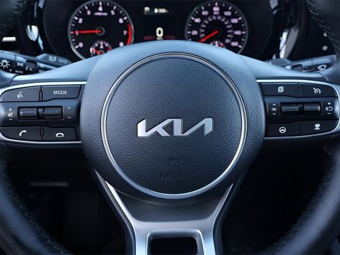 Used 2023 Kia K5 GT-Line w/ GT-Line Premium Package image 18