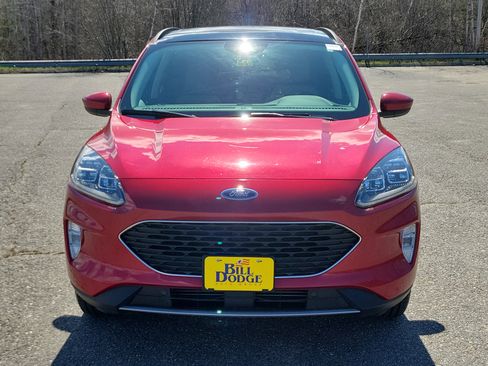 Used 2022 Ford Escape Titanium w/ Class II Trailer Tow Package AWD/4WD image 2