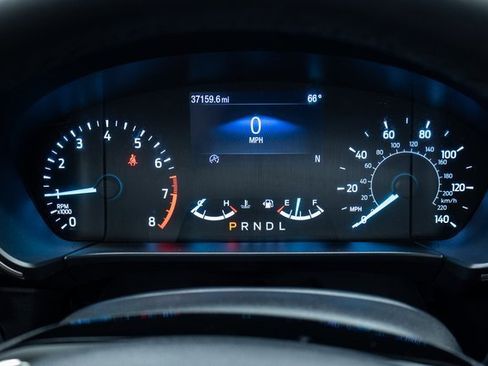 Used 2022 Ford Escape SEL image 2