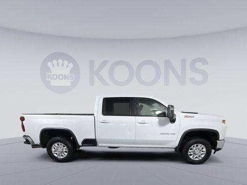 Used 2021 Chevrolet Silverado 2500 LT w/ Z71 Off-Road Package image 8