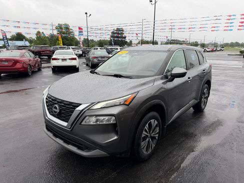 Used 2023 Nissan Rogue SV AWD/4WD image 9