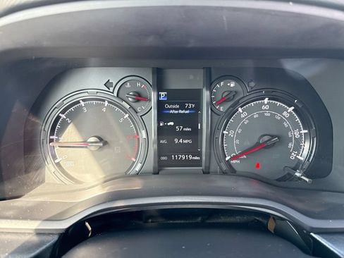Used 2021 Toyota 4Runner SR5 Premium w/ Moonroof Package AWD/4WD image 15