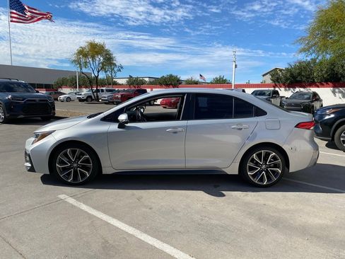 Used 2021 Toyota Corolla SE image 5