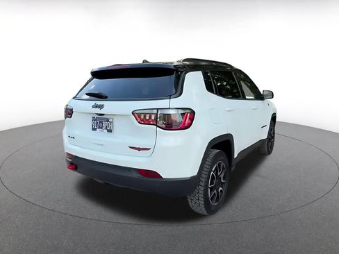 Used 2025 Jeep Compass Trailhawk AWD/4WD image 14