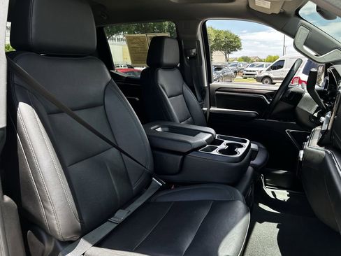 Used 2025 GMC Sierra 1500 SLT RWD image 28