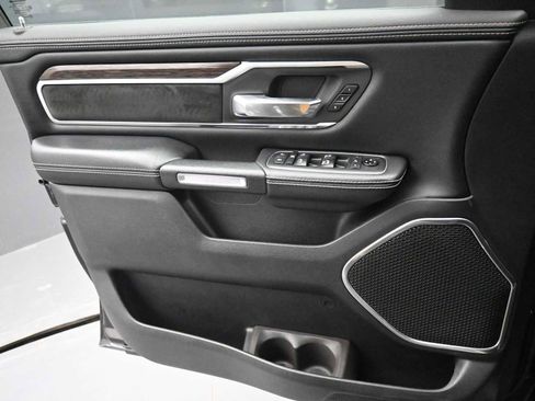 Used 2020 RAM 1500 Laramie image 10