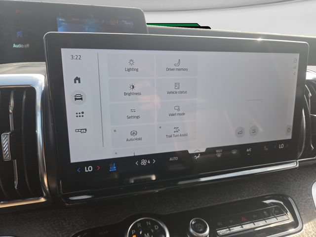 Used 2025 Ford Expedition Tremor AWD/4WD image 24