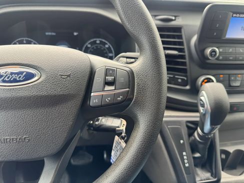 Used 2021 Ford Transit 250 Medium Roof image 15