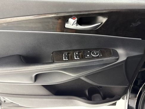Used 2016 Kia Sorento FWD image 20