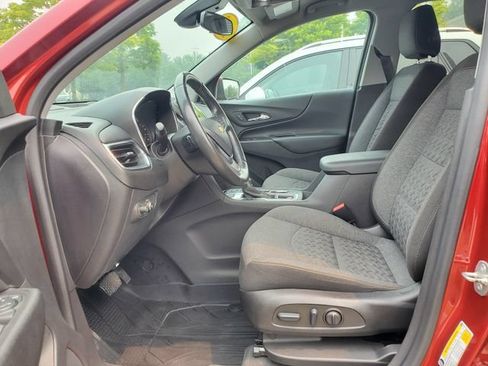 Used 2022 Chevrolet Equinox LT AWD/4WD image 18