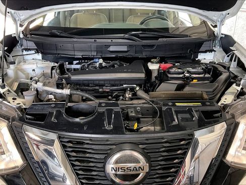 Used 2020 Nissan Rogue SV FWD image 27