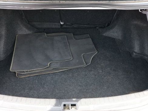 Used 2011 Toyota Corolla LE FWD image 26