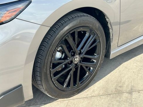 Certified 2025 Toyota Camry SE FWD image 9